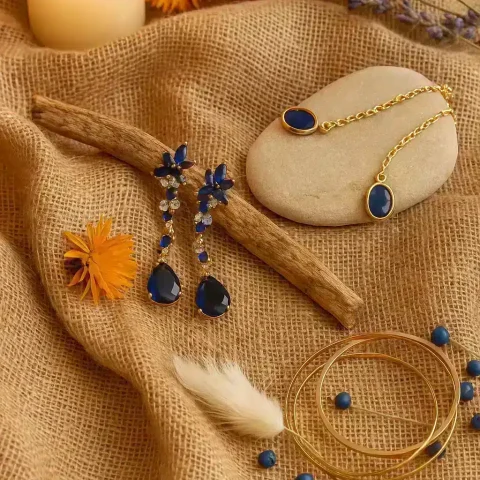 گوشواره نگین دار